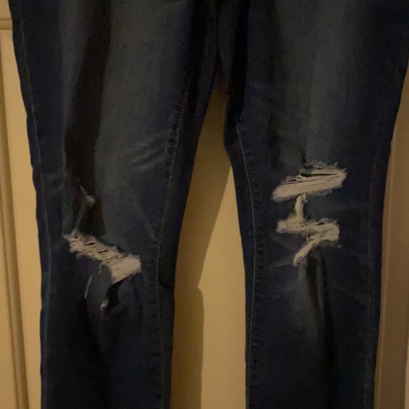 Women’s Distressed Skinny Jeans with elastic waist band - Picture 2 of 9